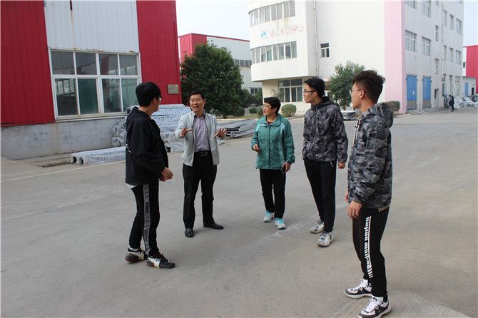山東農業(yè)大學土木工程專業(yè)師生來泰信股份參觀學習2