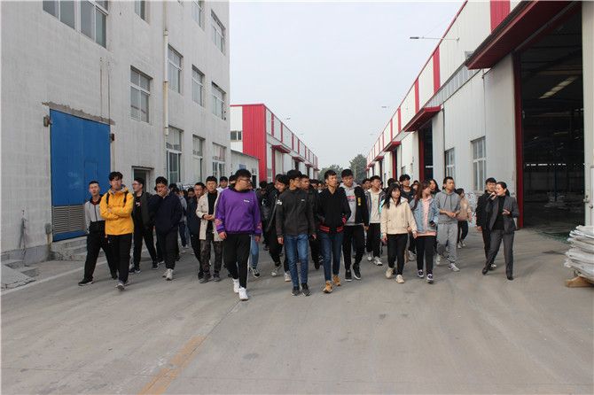 山東農業(yè)大學土木工程專業(yè)師生來泰信股份參觀學習6